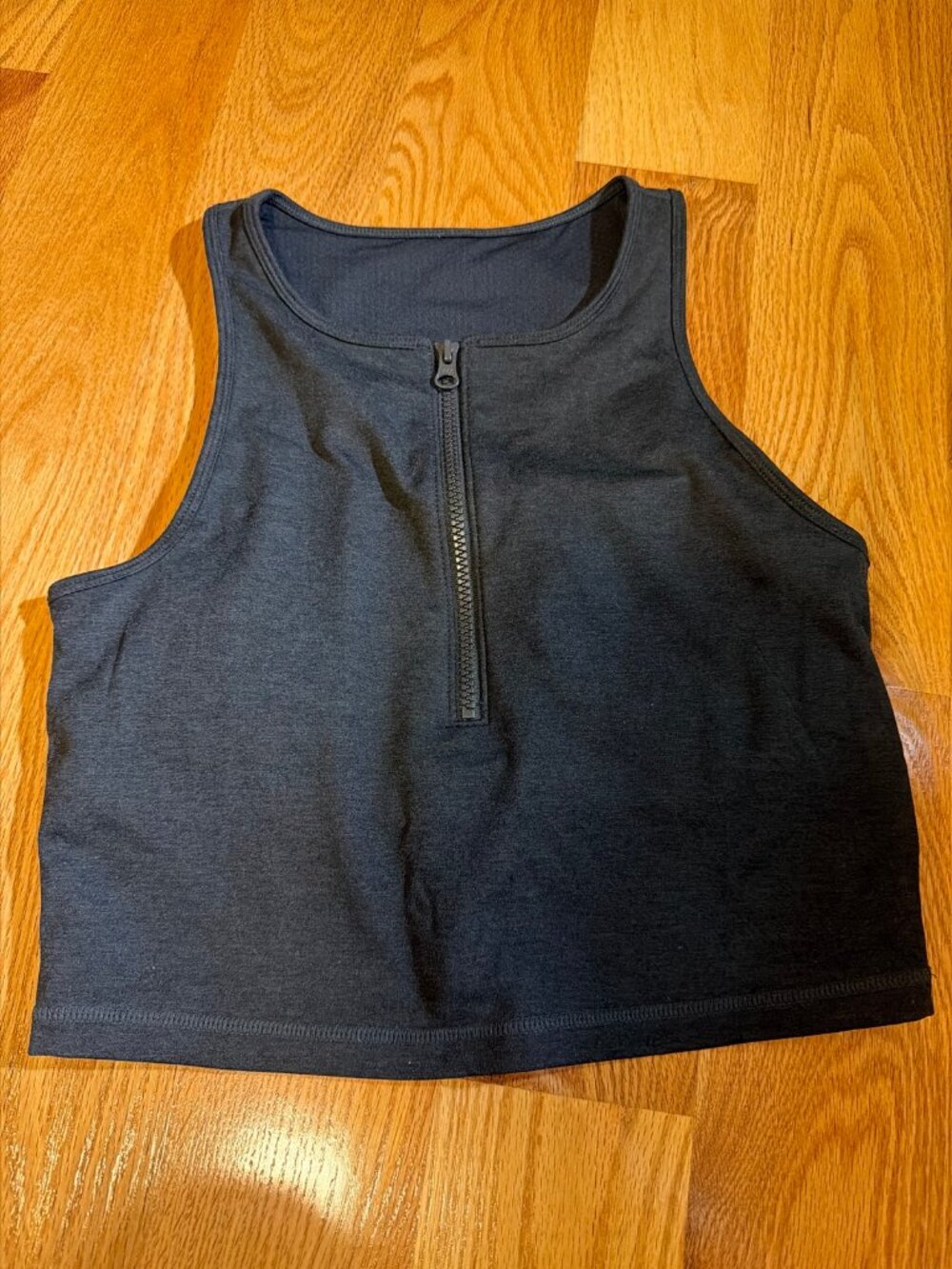 Vuori Granite Heathered Zip Tank Black Size M